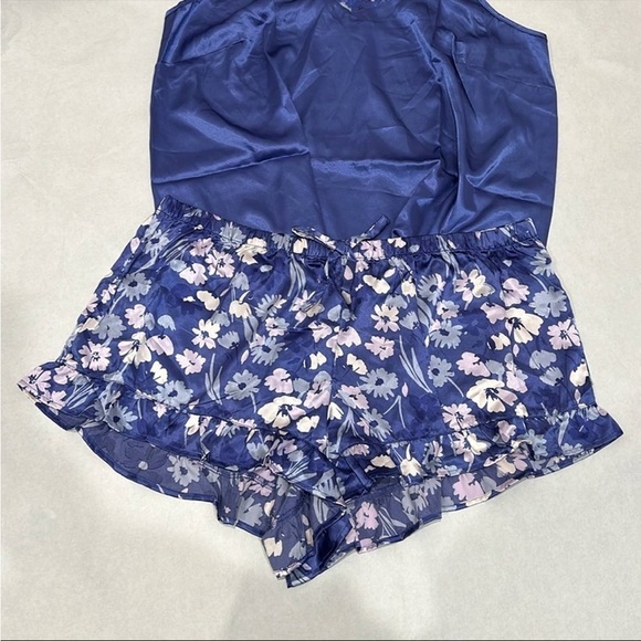 Adore Me Luana Plus Iris Print purple pajama set satin shorts tank 1x new w tags - Picture 4 of 10